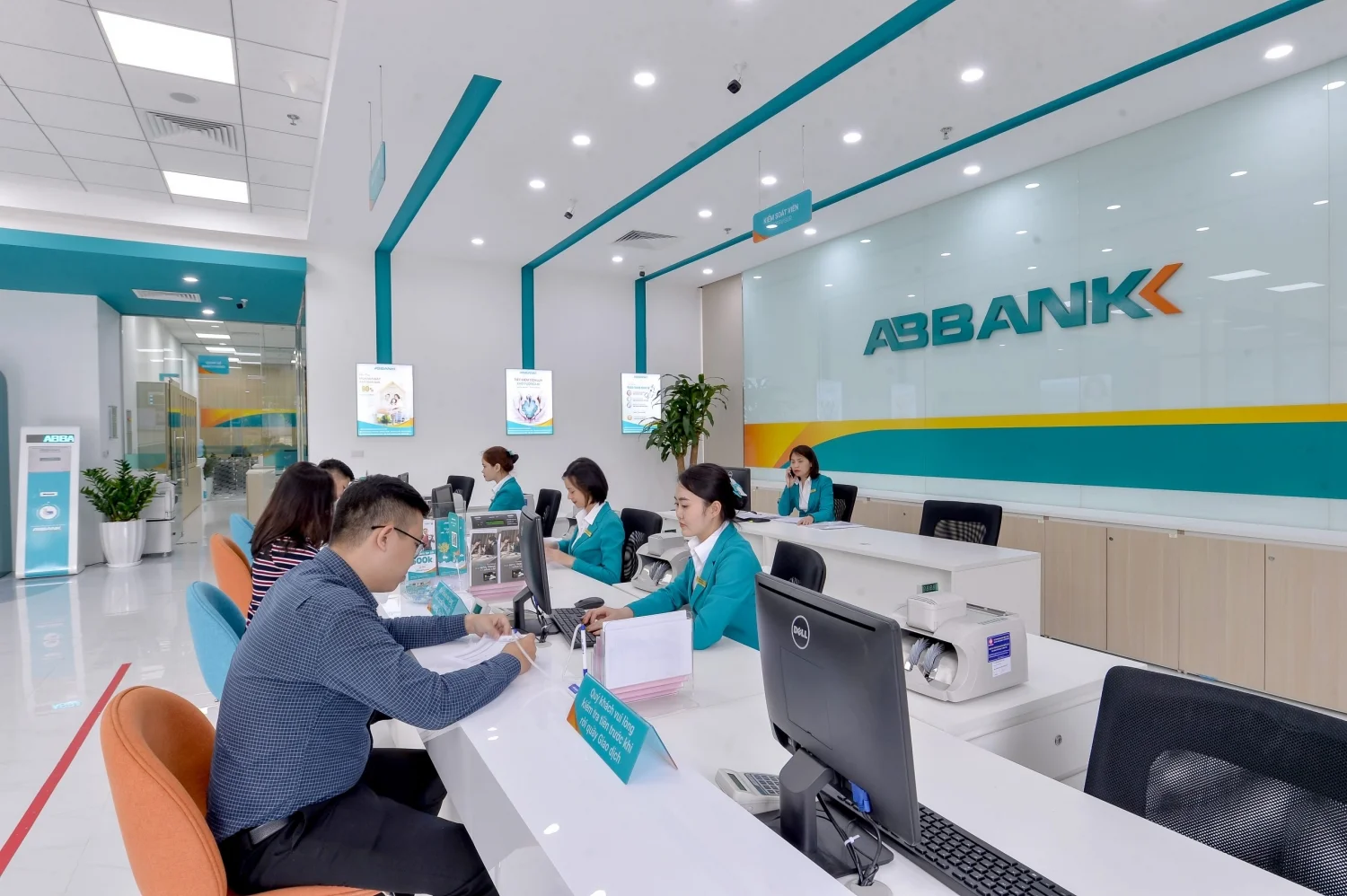 anh-abbank-scaled20230407084351