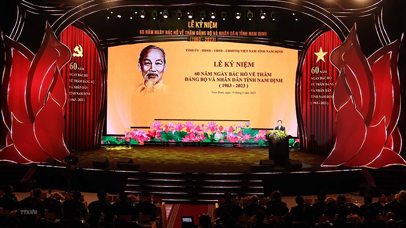 Chủ tịch nước dự Lễ kỷ niệm 60 năm Bác Hồ về thăm Đảng bộ và nhân dân tỉnh Nam Định