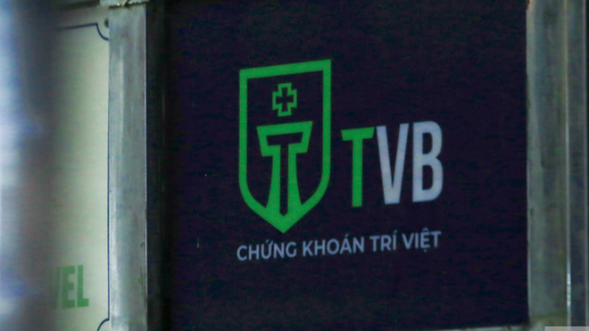 Cổ phiếu chứng khoán Trí Việt hạn chế giao dịch vì các cựu lãnh đạo bị khởi tố