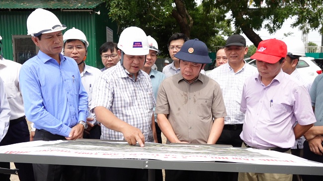 Chủ tịch UBND tỉnh Quảng Ngãi kiểm tra các dự án do BQL dự án Đầu tư xây dựng các công trình dân dụng và công nghiệp tỉnh làm chủ đầu tư